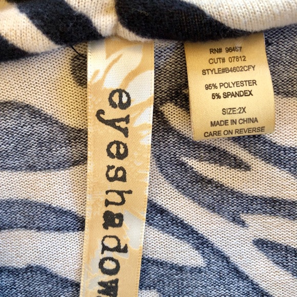 Women’s Plus Size 2X EYESHADOW, Animal Print Top - Picture 7 of 7